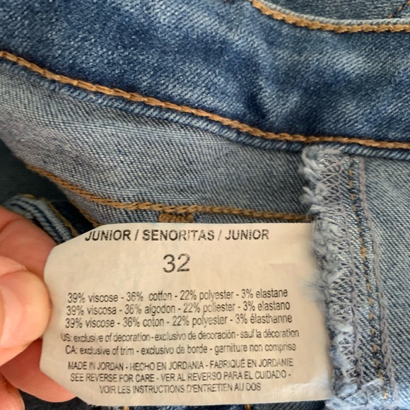 William Rast Jeans.Slimming, soft buttery, straight/skinny leg, button fly Sz 32 - Picture 9 of 11